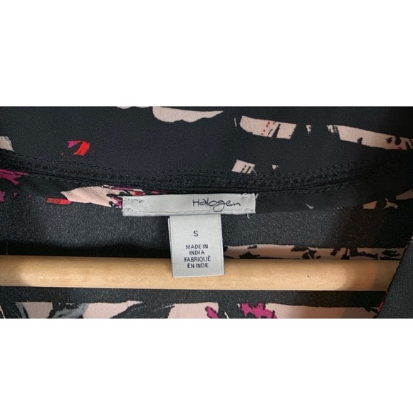 Halogen Blouse Black V-Neck Sleeveless Small - Picture 4 of 5